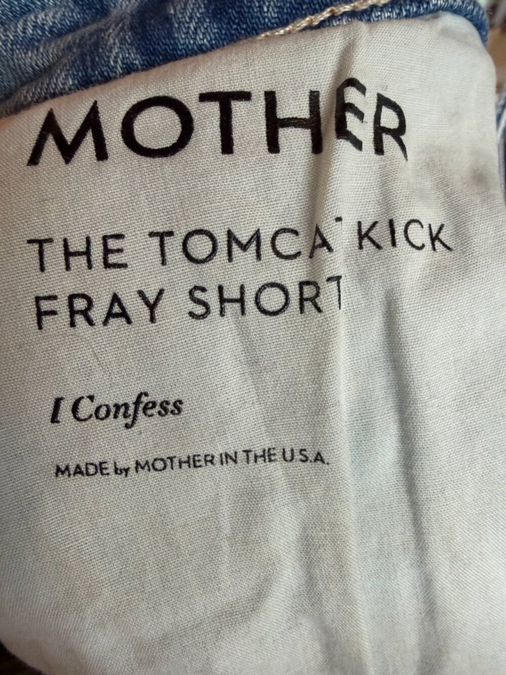 MOTHER Tomcat Kick Fray short color: I Confess With Heart/Medium Blue denim - Picture 4 of 7